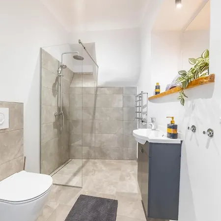 Old Town 74m2 Newly Renovated Lux Furnished * Talin