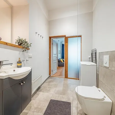 Διαμέρισμα Old Town 74m2 Newly Renovated Lux Furnished