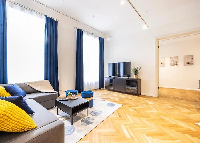 Apartman Old Town 74m2 Newly Renovated Lux Furnished