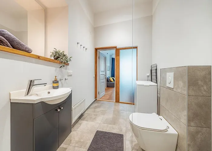 아파트 Old Town 74m2 Newly Renovated Lux Furnished