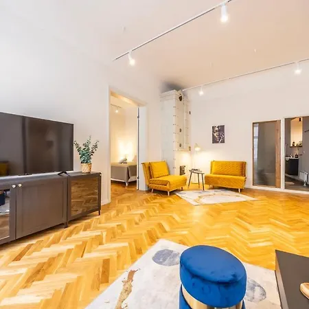 Apartament Old Town 74m2 Newly Renovated Lux Furnished Tallin