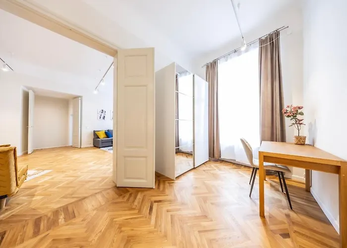 Old Town 74m2 Newly Renovated Lux Furnished Tallin